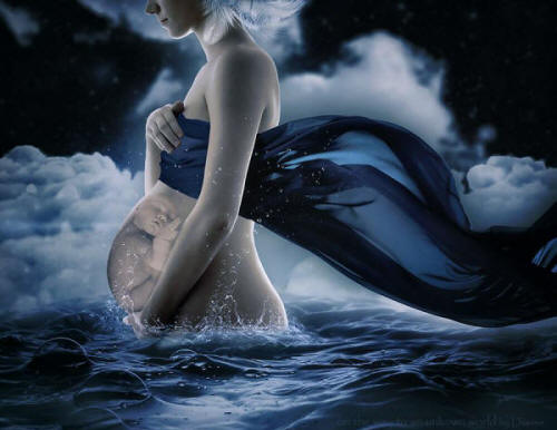 pregnant woman in ocean